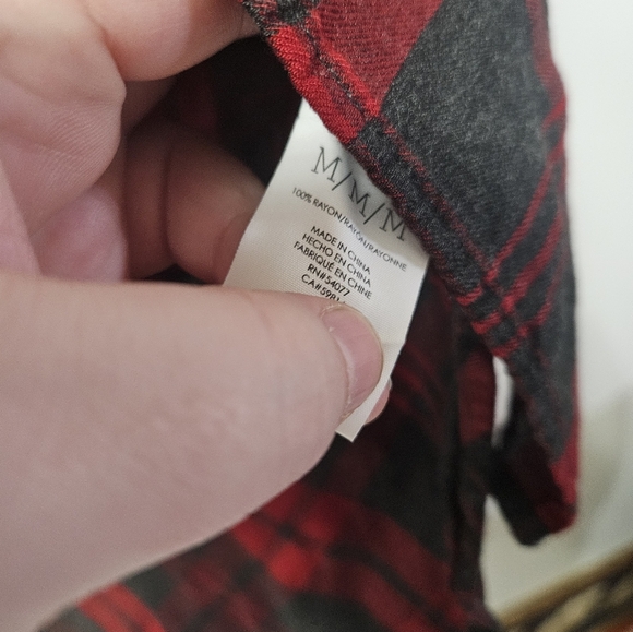 Cabi Red And White Plaid Button V Neck Blouse! - Picture 3 of 5